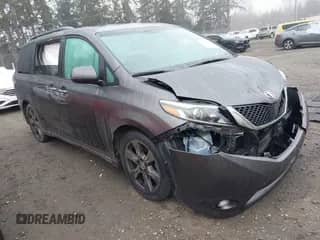 2017 Toyota Sienna SE with VIN 5TDXZ3DC1HS897574, listed as a IAAI auction lot 40998359 with 27,804 mi miles and . Bid and sale history available at DreamBid. Image 1.