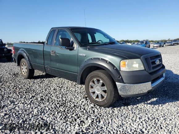 2005 Ford F-150 XL z VIN 1FTRF12W95KC57926, wystawiony jako Copart lot #85641625 z przebiegiem 196 417 mil mil oraz Szkoda całkowita • Salvage title. Historia ofert i sprzedaży dostępna na DreamBid. Obrazek 4.