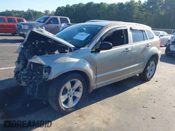 2010 Dodge Caliber Mainstreet с VIN 1B3CB3HA3AD615272, выставлен на аукционе IAAI как лот 43108477 с пробегом 345 040 миль миль и . История ставок и продаж доступна на DreamBid. Изображение 2.