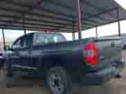 2014 Toyota Tundra SR с VIN 5TFUM5F19EX051692, выставлен на аукционе IAAI как лот 43316206 с пробегом 198 111 миль миль и . История ставок и продаж доступна на DreamBid. Изображение 15.