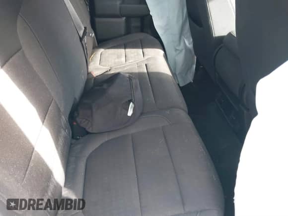 2020 Chevrolet Silverado 1500 LT z VIN 1GCRWCED8LZ159240, wystawiony jako IAAI lot #40765702 z przebiegiem 89 461 mil mil oraz . Historia ofert i sprzedaży dostępna na DreamBid. Obrazek 8.
