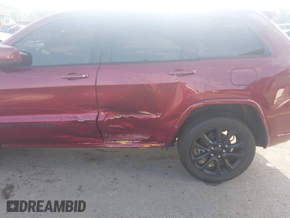 2020 Jeep Grand Cherokee Laredo E с VIN 1C4RJEAG1LC430653, выставлен на аукционе IAAI как лот 42720951 с пробегом 63 145 миль миль и . История ставок и продаж доступна на DreamBid. Изображение 6.