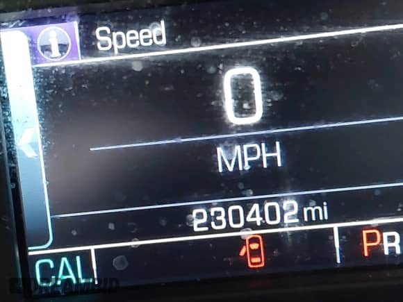 2015 Chevrolet Silverado 1500 LT z VIN 1GCVKREH9FZ273753, wystawiony jako IAAI lot #42343171 z przebiegiem 230 402 mil mil oraz . Historia ofert i sprzedaży dostępna na DreamBid. Obrazek 15.