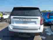 2021 Chevrolet Suburban Z71 с VIN 1GNSKDKD5MR335662, выставлен на аукционе IAAI как лот 43254959 с пробегом 94 466 миль миль и . История ставок и продаж доступна на DreamBid. Изображение 16.