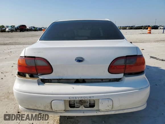 2004 Chevrolet Malibu Classic с VIN 1G1ND52F24M522631, выставлен на аукционе Copart как лот 69915995 с пробегом 250 488 миль миль и Списание • Salvage title. История ставок и продаж доступна на DreamBid. Изображение 6.
