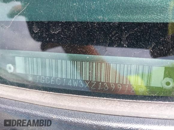 1999 Chevrolet Silverado 1500 LS с VIN 1GCEC14W3XZ139918, выставлен на аукционе IAAI как лот 43054951 с пробегом 100 883 миль миль и . История ставок и продаж доступна на DreamBid. Изображение 18.