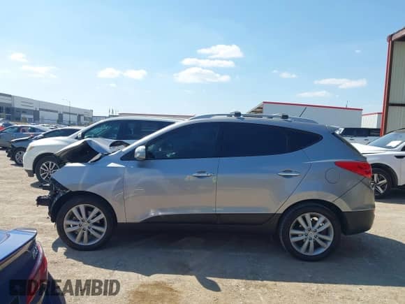 2013 Hyundai Tucson Limited с VIN KM8JU3AC0DU575020, выставлен на аукционе IAAI как лот 43324786 с пробегом 225 691 миль миль и . История ставок и продаж доступна на DreamBid. Изображение 14.