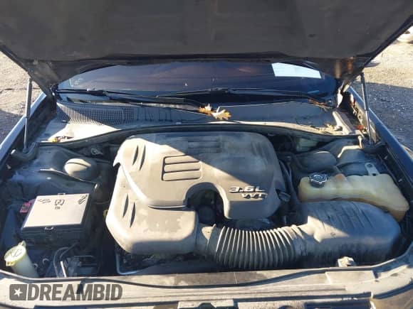 2012 Chrysler 300 Limited с VIN 2C3CCACG8CH249640, выставлен на аукционе IAAI как лот 43261568 с пробегом 128 214 миль миль и . История ставок и продаж доступна на DreamBid. Изображение 10.