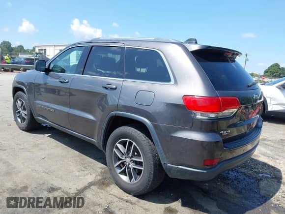2018 Jeep Grand Cherokee Laredo с VIN 1C4RJFAG7JC388007, выставлен на аукционе IAAI как лот 42797759 с пробегом 108 787 миль миль и . История ставок и продаж доступна на DreamBid. Изображение 3.