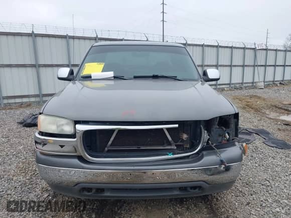 2002 GMC Sierra 1500 SLE z VIN 2GTEC19V321311642, wystawiony jako IAAI lot #41508743 z przebiegiem 262 362 mil mil oraz . Historia ofert i sprzedaży dostępna na DreamBid. Obrazek 12.