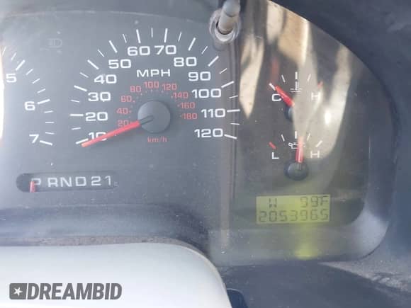 2006 Ford F-150 STX with VIN 1FTRX02W46KC19013, listed as a IAAI auction lot 43145748 with 205,396 mi miles and . Bid and sale history available at DreamBid. Image 7.