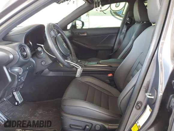 2025 Lexus IS 500 F Sport Performance z VIN JTHAP1D21S5007187, wystawiony jako Copart lot #55784875 z przebiegiem 6 084 mil mil oraz Szkoda całkowita • Salvage title. Historia ofert i sprzedaży dostępna na DreamBid. Obrazek 7.