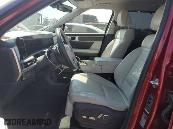 2024 Hyundai Santa Fe Calligraphy with VIN 5NMP5DGL3RH040402, listed as a Copart auction lot 68036335 with 19,478 mi miles and Salvage title. Bid and sale history available at DreamBid. Image 7.