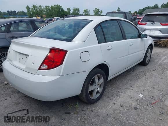 2006 Saturn ION with VIN 1G8AL55F06Z104086, listed as a IAAI auction lot 42815978 with 264,235 mi miles and . Bid and sale history available at DreamBid. Image 4.