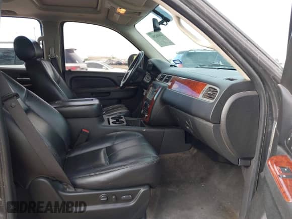 2010 Chevrolet Tahoe LT с VIN 1GNUCBE01AR282456, выставлен на аукционе IAAI как лот 42696291 с пробегом 156 435 миль миль и . История ставок и продаж доступна на DreamBid. Изображение 5.