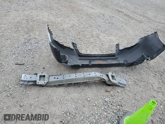 2015 Subaru Forester Premium z VIN JF2SJADCXFH447026, wystawiony jako Copart lot #82338595 z przebiegiem 114 037 mil mil oraz Szkoda całkowita • Salvage title. Historia ofert i sprzedaży dostępna na DreamBid. Obrazek 13.