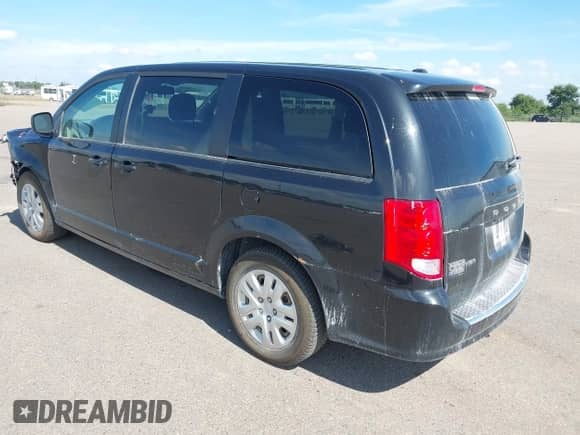 2018 Dodge Grand Caravan SE with VIN 2C4RDGBG3JR304722, listed as a IAAI auction lot 43212838 with 206,173 mi miles and . Bid and sale history available at DreamBid. Image 3.