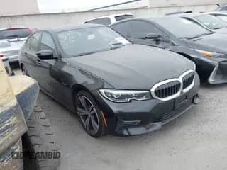 2022 BMW 3 Series 330e с VIN 3MW5P7J07N8C35403, выставлен на аукционе IAAI как лот 42627803 с пробегом 27 911 миль миль и . История ставок и продаж доступна на DreamBid. Изображение 1.