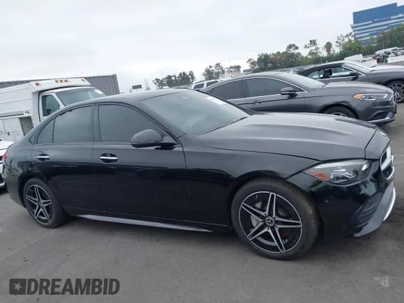 2024 Mercedes-Benz C 300 с VIN W1KAF4HB2RR190933, выставлен на аукционе IAAI как лот 43398611 с пробегом 2 745 миль миль и . История ставок и продаж доступна на DreamBid. Изображение 13.