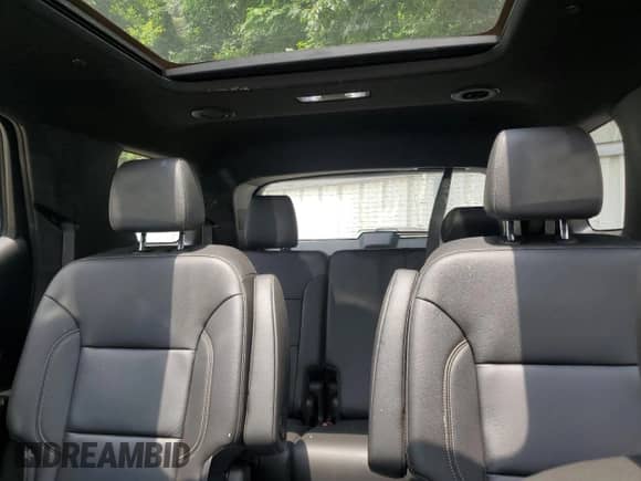 2022 Chevrolet Traverse LT z VIN 1GNERHKW7NJ156475, wystawiony jako Copart lot #58920835 z przebiegiem 76 481 mil mil oraz Szkoda całkowita • Salvage title. Historia ofert i sprzedaży dostępna na DreamBid. Obrazek 10.