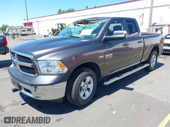 2014 Ram 1500 Express z VIN 1C6RR7FT2ES242928, wystawiony jako IAAI lot #42627180 z przebiegiem 110 674 mil mil oraz . Historia ofert i sprzedaży dostępna na DreamBid. Obrazek 2.