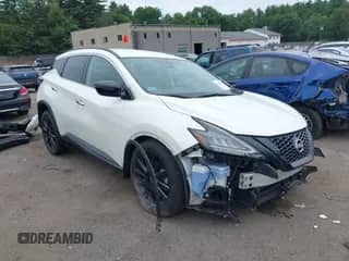 2024 Nissan Murano SV with VIN 5N1AZ2BS6RC107582, listed as a IAAI auction lot 42574994 with 10,996 mi miles and . Bid and sale history available at DreamBid. Image 1.