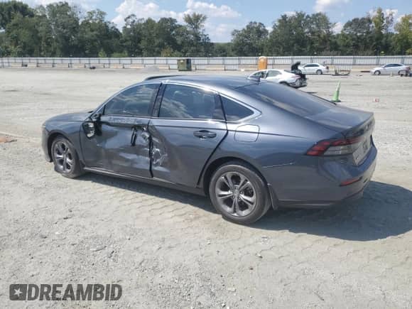 2024 Honda Accord EX с VIN 1HGCY1F37RA010157, выставлен на аукционе Copart как лот 81426945 с пробегом 22 206 миль миль и Списание • Salvage title. История ставок и продаж доступна на DreamBid. Изображение 2.