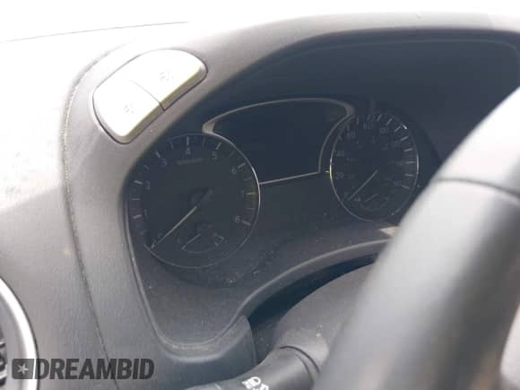 2018 Nissan Pathfinder SL with VIN 5N1DR2MN9JC620723, listed as a IAAI auction lot 42482213 with Not provided miles and . Bid and sale history available at DreamBid. Image 7.