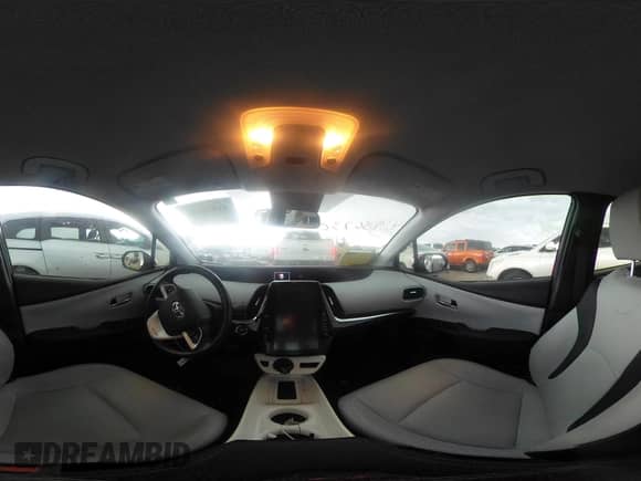 2018 Toyota Prius Plus z VIN JTDKARFP0J3084142, wystawiony jako IAAI lot #41936736 z przebiegiem 50 699 mil mil oraz . Historia ofert i sprzedaży dostępna na DreamBid. Obrazek 20.