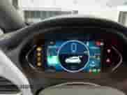 2018 Chevrolet Bolt EV Premier z VIN 1G1FX6S06J4132401, wystawiony jako Copart lot #83987805 z przebiegiem 167 636 mil mil oraz Szkoda całkowita • Salvage title. Historia ofert i sprzedaży dostępna na DreamBid. Obrazek 9.