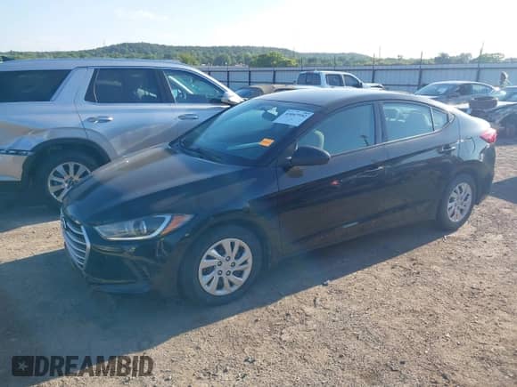 2017 Hyundai Elantra SE z VIN 5NPD74LF3HH184174, wystawiony jako IAAI lot #43047592 z przebiegiem 119 258 mil mil oraz . Historia ofert i sprzedaży dostępna na DreamBid. Obrazek 2.