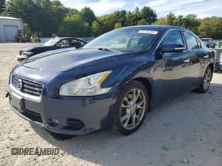2014 Nissan Maxima S z VIN 1N4AA5AP6EC494399, wystawiony jako Copart lot #84740305 z przebiegiem 111 513 mil mil oraz Czysty tytuł • Clean title. Historia ofert i sprzedaży dostępna na DreamBid. Obrazek 1.