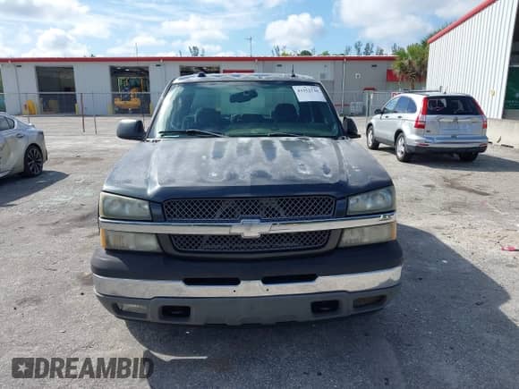 2005 Chevrolet Silverado 1500 LS with VIN 2GCEC13T751252266, listed as a IAAI auction lot 43352736 with 185,651 mi miles and . Bid and sale history available at DreamBid. Image 12.