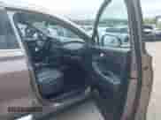 2020 Hyundai Santa Fe SEL z VIN 5NMS33AD2LH262934, wystawiony jako IAAI lot #43313906 z przebiegiem 79 797 mil mil oraz . Historia ofert i sprzedaży dostępna na DreamBid. Obrazek 5.