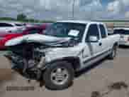 2001 Chevrolet Silverado 1500 LS с VIN 2GCEC19V311171803, выставлен на аукционе IAAI как лот 43209943 с пробегом Не указан миль и . История ставок и продаж доступна на DreamBid. Изображение 2.