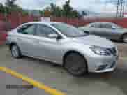 2019 Nissan Sentra S z VIN 3N1AB7AP2KY403993, wystawiony jako IAAI lot #43369570 z przebiegiem 46 656 mil mil oraz . Historia ofert i sprzedaży dostępna na DreamBid. Obrazek 1.