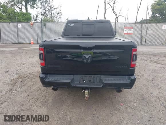 2019 Ram 1500 Big Horn z VIN 1C6SRFBT9KN645994, wystawiony jako IAAI lot #43027130 z przebiegiem 110 119 mil mil oraz . Historia ofert i sprzedaży dostępna na DreamBid. Obrazek 16.