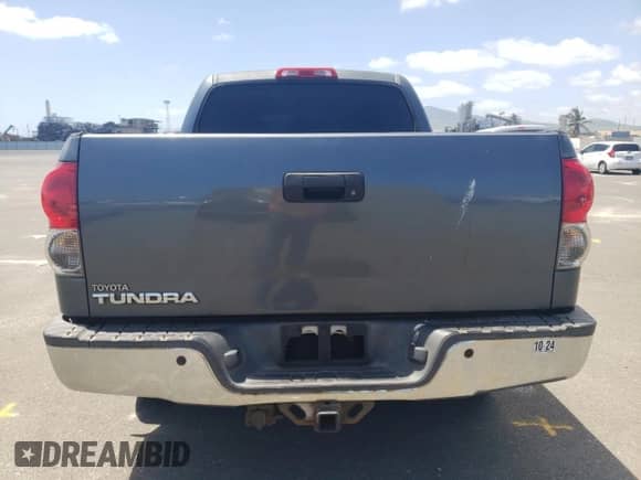 2007 Toyota Tundra SR5 z VIN 5TBET54197S454423, wystawiony jako Copart lot #57788184 z przebiegiem 127 189 mil mil oraz Czysty tytuł • Clean title. Historia ofert i sprzedaży dostępna na DreamBid. Obrazek 6.