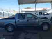 2017 Nissan Frontier SV z VIN 1N6AD0ER0HN727263, wystawiony jako IAAI lot #43399064 z przebiegiem 20 670 mil mil oraz . Historia ofert i sprzedaży dostępna na DreamBid. Obrazek 13.