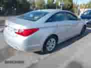 2012 Hyundai Sonata GLS with VIN 5NPEB4AC3CH398828, listed as a IAAI auction lot 40732926 with 92,433 mi miles and . Bid and sale history available at DreamBid. Image 4.