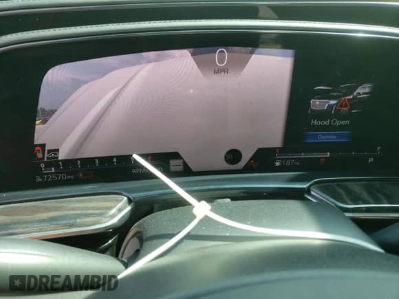 2021 Cadillac Escalade Premium Luxury z VIN 1GYS3CKL8MR222418, wystawiony jako Copart lot #62094525 z przebiegiem 72 570 mil mil oraz Nie do naprawy • Non repairable. Historia ofert i sprzedaży dostępna na DreamBid. Obrazek 9.