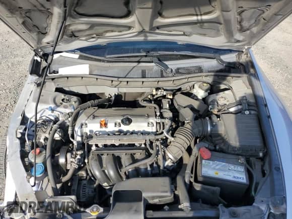 2011 Honda Accord LX z VIN 1HGCP2F37BA100813, wystawiony jako Copart lot #83631184 z przebiegiem 172 643 mil mil oraz Szkoda całkowita • Salvage title. Historia ofert i sprzedaży dostępna na DreamBid. Obrazek 11.