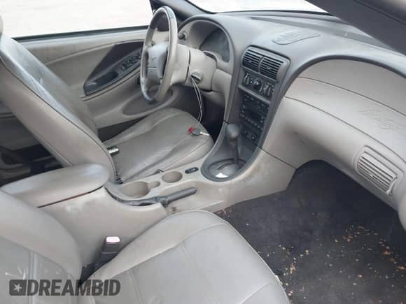 2002 Ford Mustang Deluxe с VIN 1FAFP44472F228237, выставлен на аукционе IAAI как лот 41377565 с пробегом 76 169 миль миль и . История ставок и продаж доступна на DreamBid. Изображение 5.