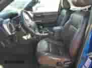 2016 Toyota Tacoma Limited с VIN 3TMGZ5AN9GM018015, выставлен на аукционе Copart как лот 82370585 с пробегом 185 654 миль миль и Списание • Salvage title. История ставок и продаж доступна на DreamBid. Изображение 7.