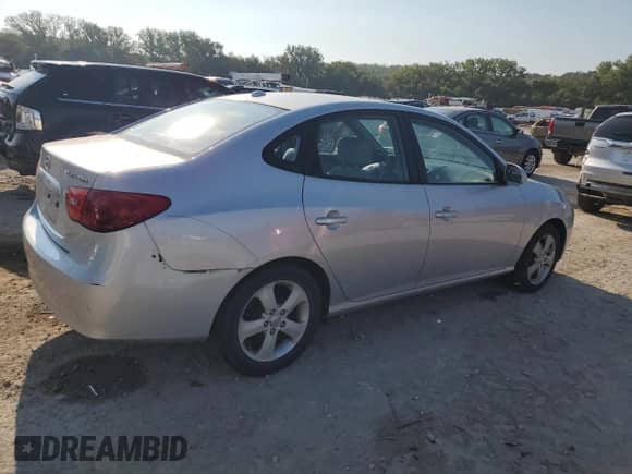 2009 Hyundai Elantra SE с VIN KMHDU46D19U595157, выставлен на аукционе Copart как лот 71054165 с пробегом 186 969 миль миль и Списание • Salvage title. История ставок и продаж доступна на DreamBid. Изображение 3.