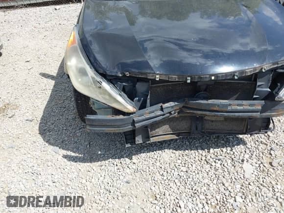 2011 Hyundai Sonata GLS with VIN 5NPEB4AC3BH068038, listed as a IAAI auction lot 43092544 with 228,493 mi miles and . Bid and sale history available at DreamBid. Image 14.