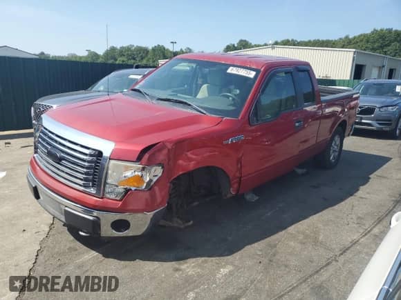 2010 Ford F-150 XL z VIN 1FTFX1EV0AFD64420, wystawiony jako Copart lot #67927755 z przebiegiem Nie podano mil oraz Szkoda całkowita • Salvage title. Historia ofert i sprzedaży dostępna na DreamBid. Obrazek 1.