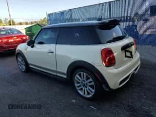 2017 MINI Hardtop Cooper S with VIN WMWXP7C56H3B93694, listed as a Copart auction lot 62015025 with 92,191 mi miles and Salvage title. Bid and sale history available at DreamBid. Image 2.
