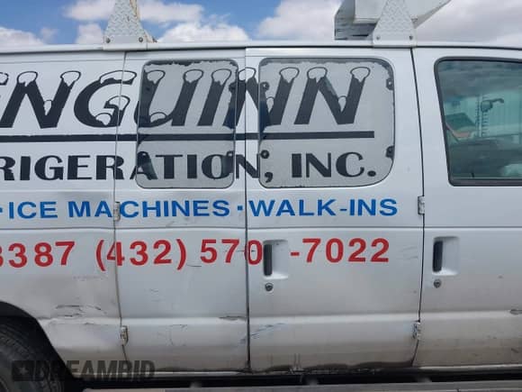 2011 Ford Econoline Cargo Commercial с VIN 1FTNE2EW3BDA49821, выставлен на аукционе IAAI как лот 42442766 с пробегом Не указан миль и . История ставок и продаж доступна на DreamBid. Изображение 14.