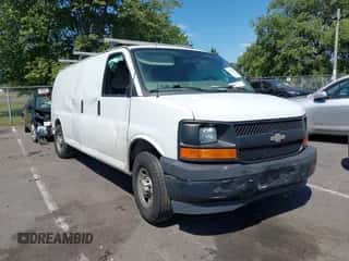 2017 Chevrolet Express Cargo z VIN 1GCWGBFF6H1120324, wystawiony jako IAAI lot #43072393 z przebiegiem 251 729 mil mil oraz . Historia ofert i sprzedaży dostępna na DreamBid. Obrazek 1.
